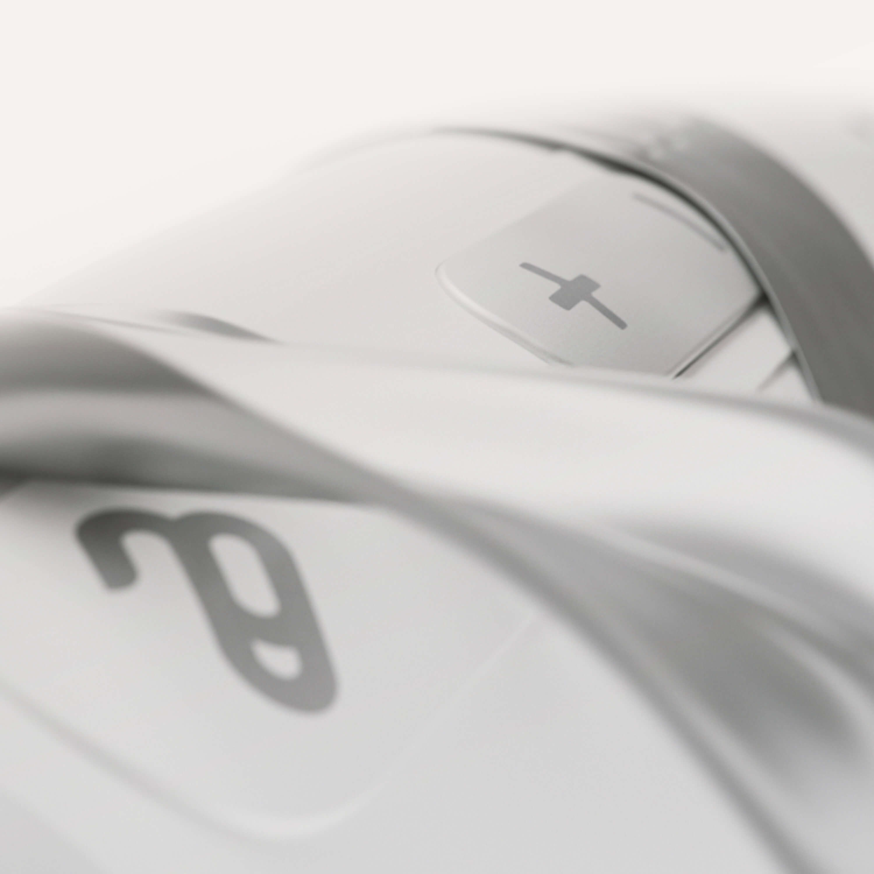 Sleek Callus, Corn and Ingrown Toe Nail Remover Caring Mill by Aura